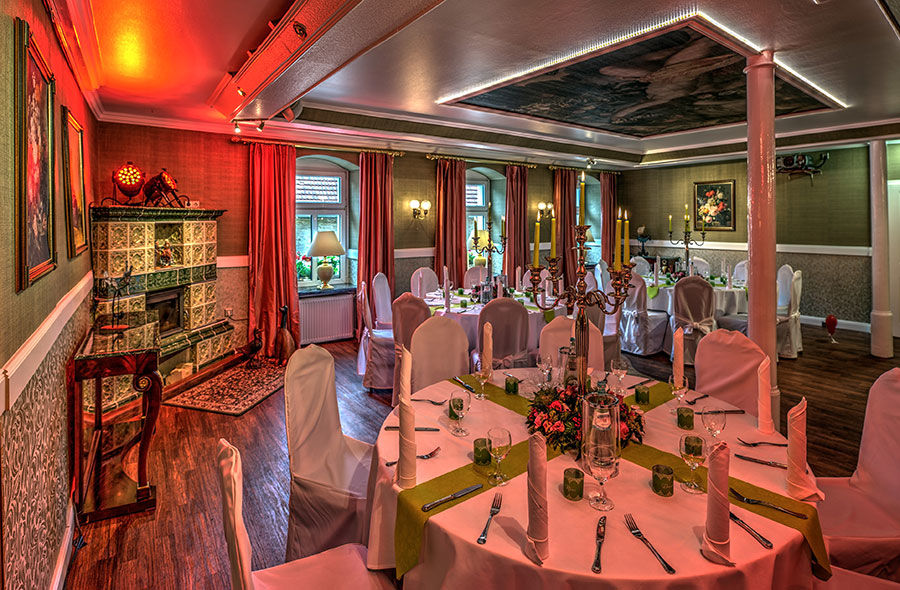 Landhotel Schwarzer Adler Suelzetal Бизнес снимка