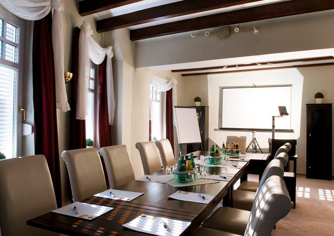 Landhotel Schwarzer Adler Suelzetal Екстериор снимка